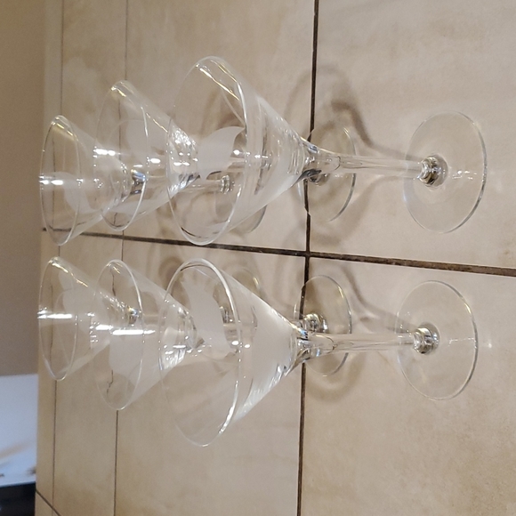 Set of 6 Small Martini Drinking Glasses Frosted Lotus Leaf Design 5.5in